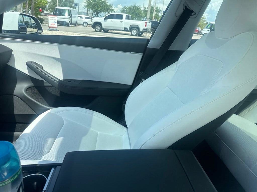 Used 2025 Tesla Model 3 Long Range RWD image 16