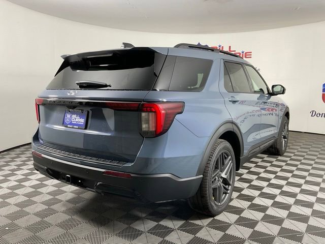 New 2026 Ford Explorer ST-Line w/ ST-Line Street Pack image 3
