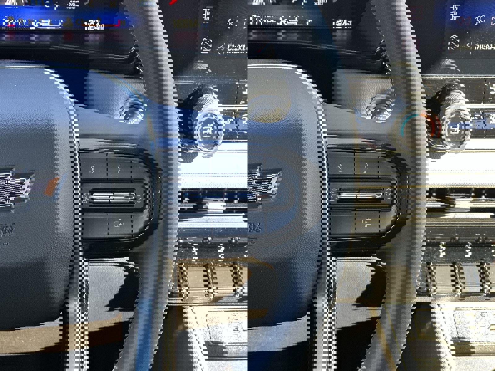 Certified 2024 Chevrolet Colorado ZR2 w/ Technology Package image 21