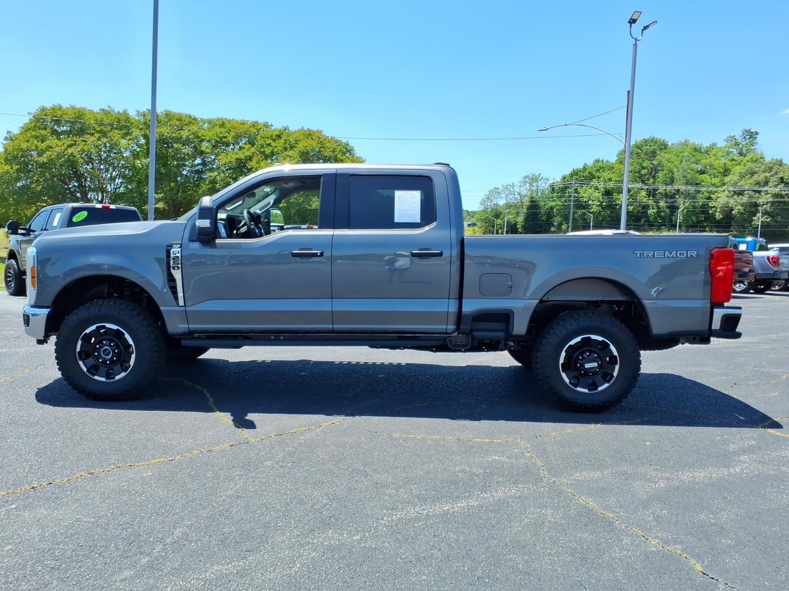 Used 2026 Ford F250 XLT w/ Tremor Off-Road Package AWD/4WD image 5