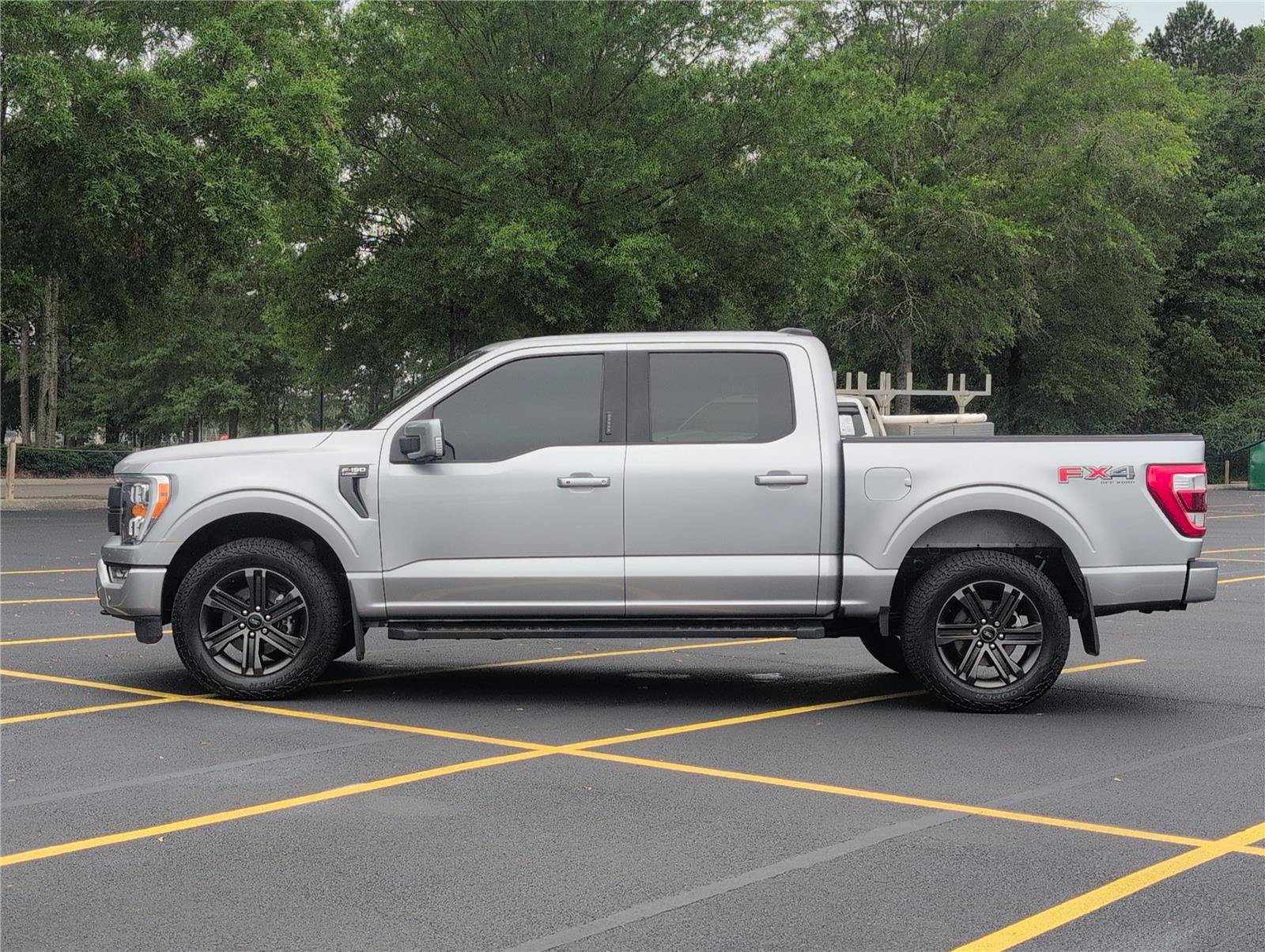 Used 2022 Ford F150 Lariat AWD/4WD image 2
