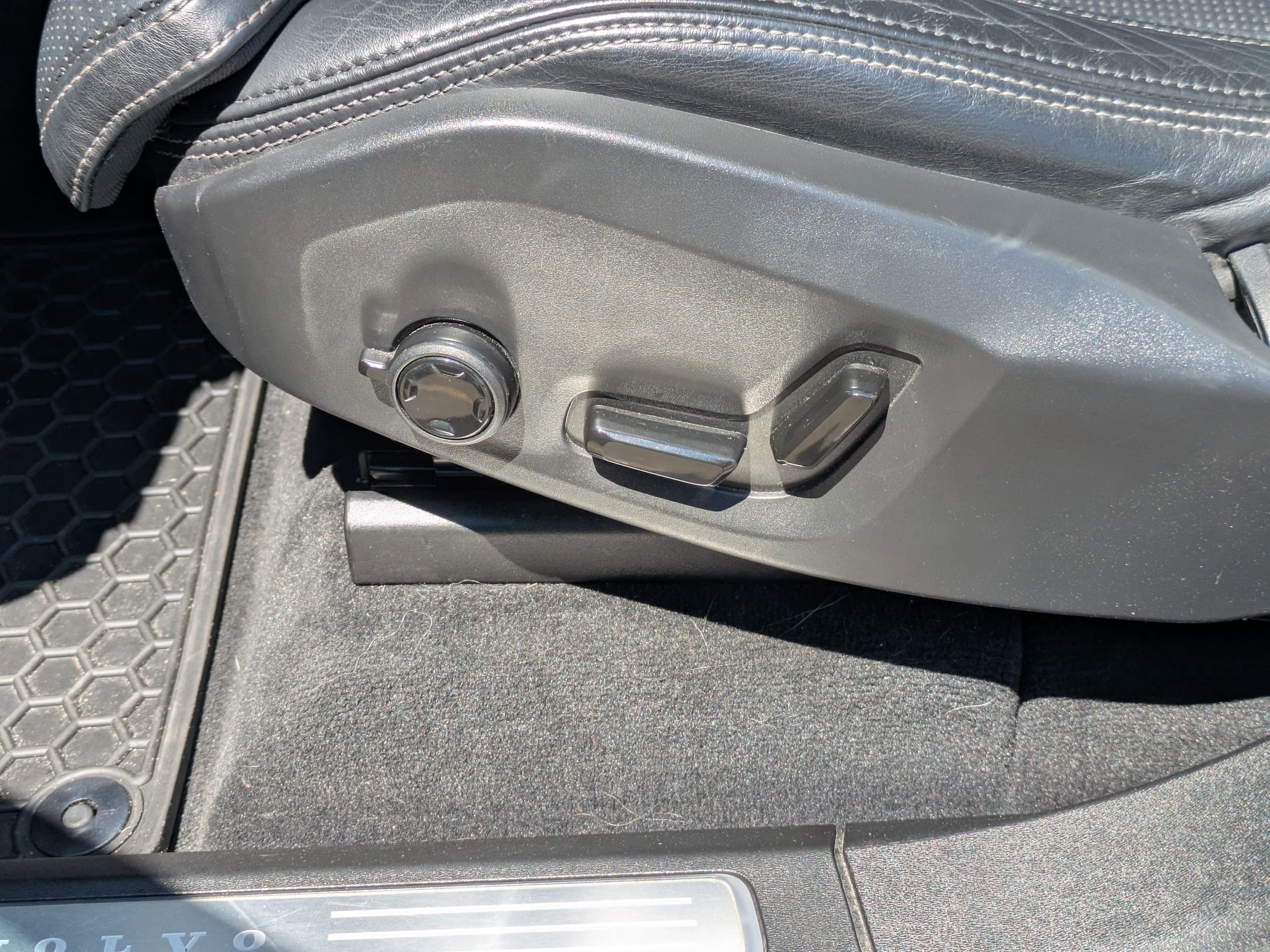 Used 2022 Volvo XC90 T6 Inscription w/ Advanced Package AWD/4WD image 13