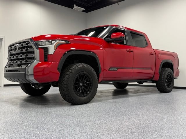 Used 2024 Toyota Tundra Platinum AWD/4WD image 5