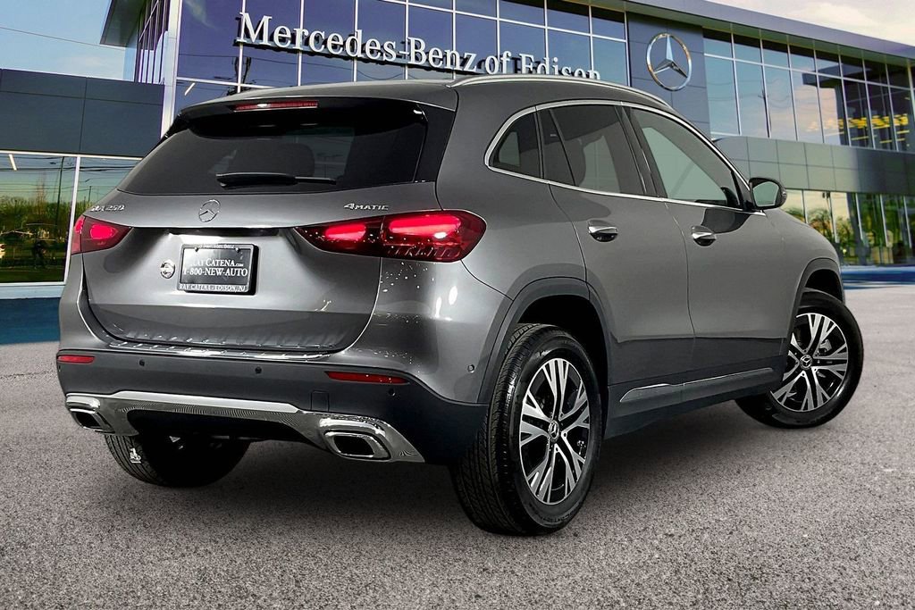 Used 2026 Mercedes-Benz GLA 250 4MATIC image 10
