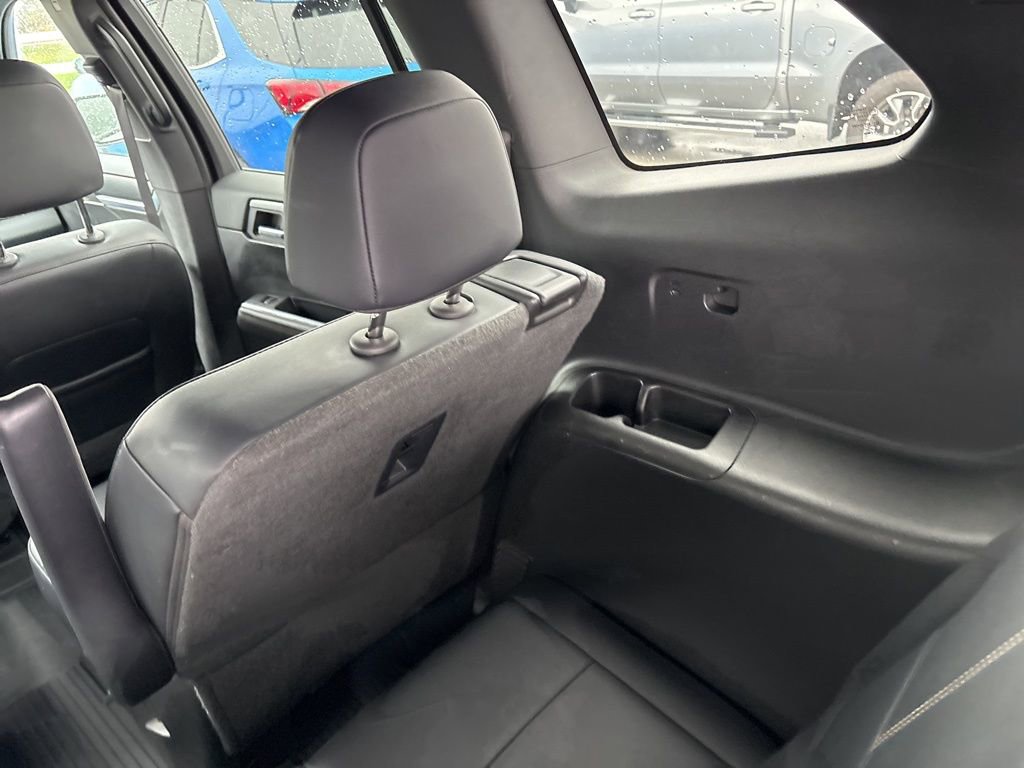 Certified 2024 GMC Acadia Elevation w/ Luxury Package AWD/4WD image 12