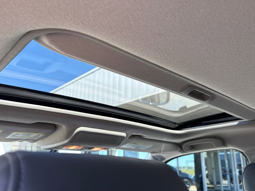Used 2019 Nissan Frontier SL image 12