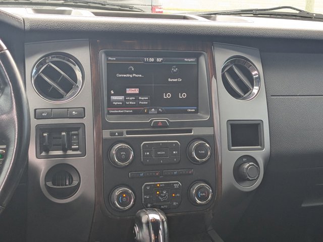 Used 2015 Ford Expedition EL Platinum image 17