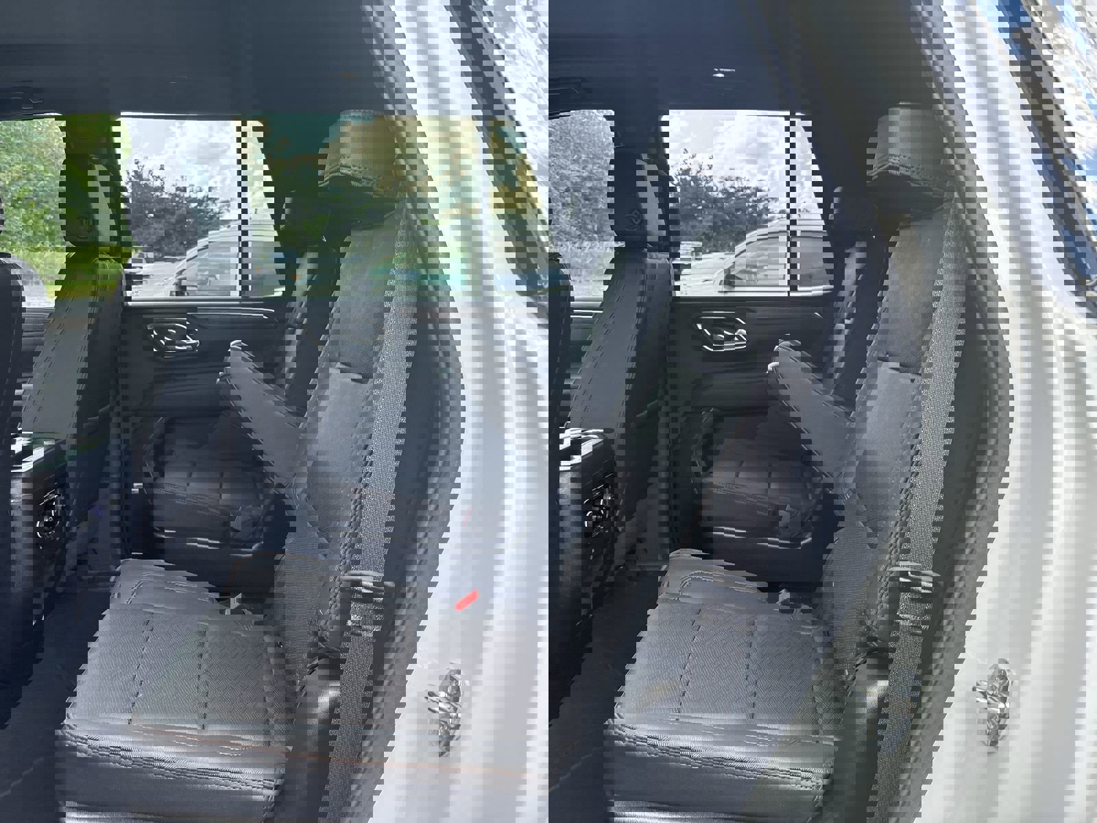 Certified 2024 Chevrolet Tahoe High Country image 25