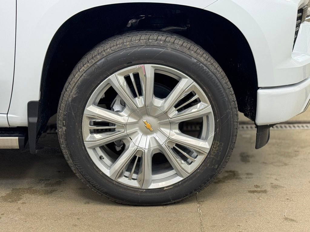New 2026 Chevrolet Silverado 1500 High Country w/ Technology Package image 4