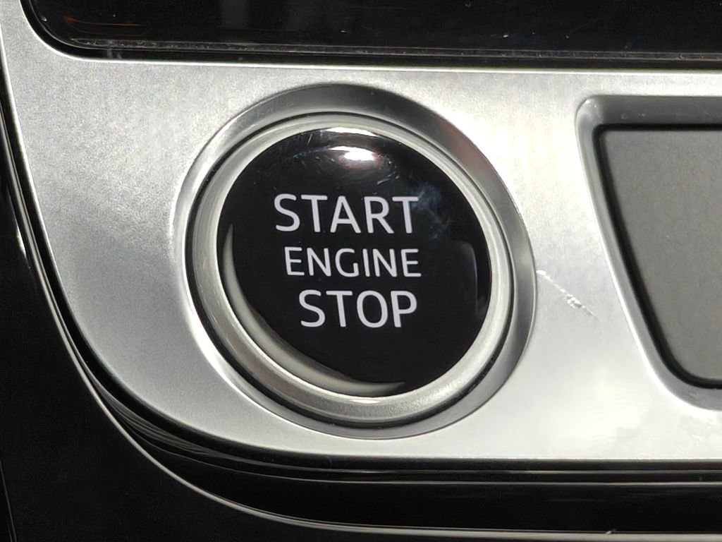 Used 2021 Audi A8 L 3.0T w/ Executive Plus Package image 14