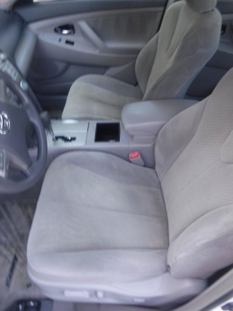 Used 2008 Toyota Camry LE FWD image 23
