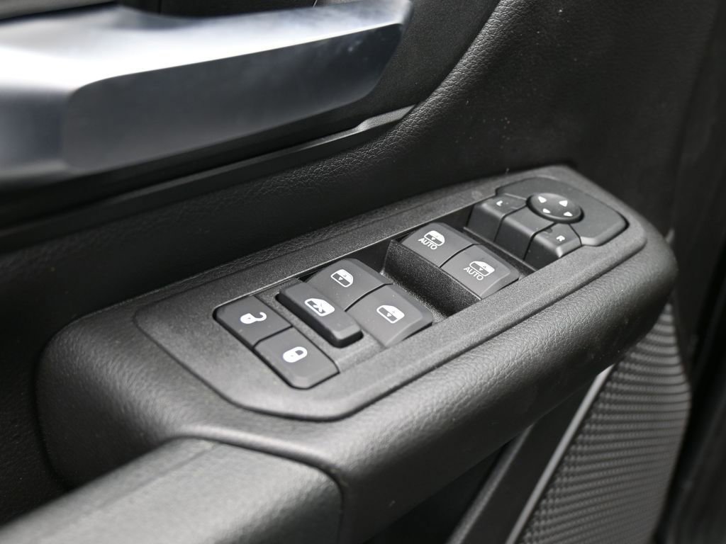 New 2026 RAM 1500 Classic Warlock image 24