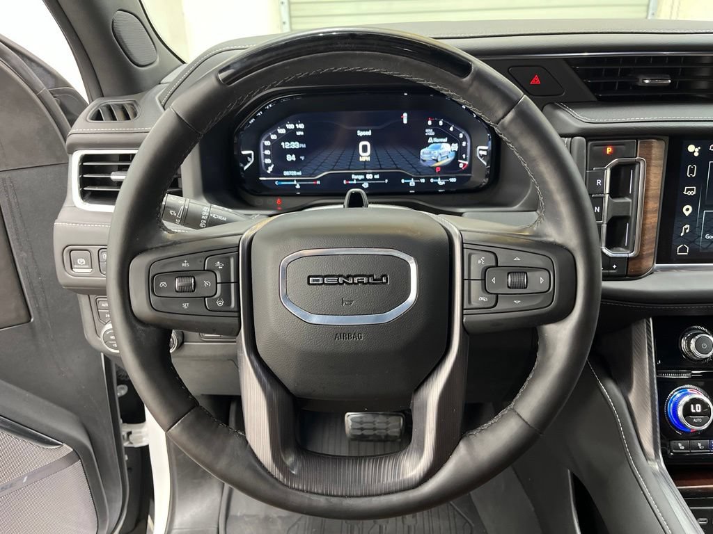 Used 2024 GMC Yukon Denali Ultimate AWD/4WD image 19