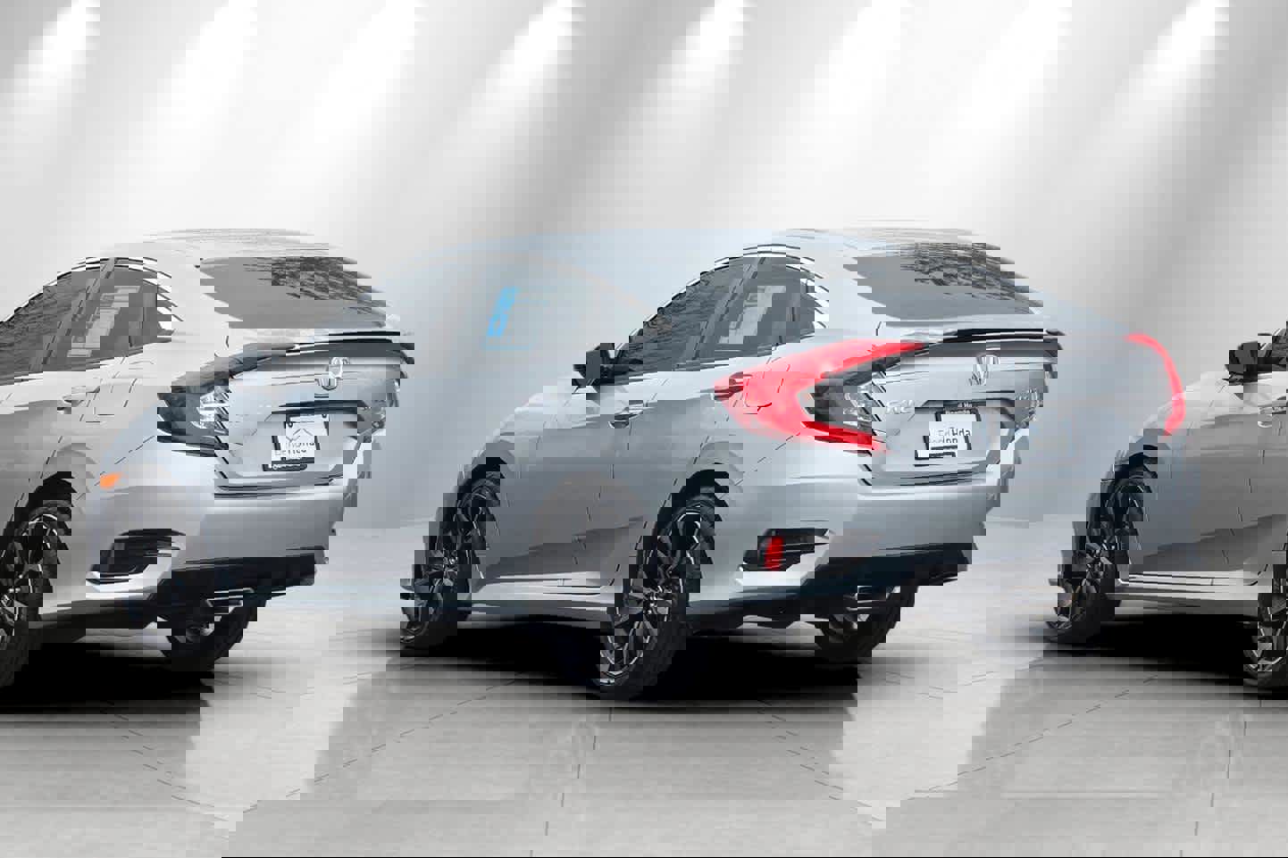 Used 2020 Honda Civic Sport image 6