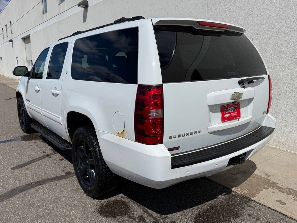 Used 2011 Chevrolet Suburban LT AWD/4WD image 3