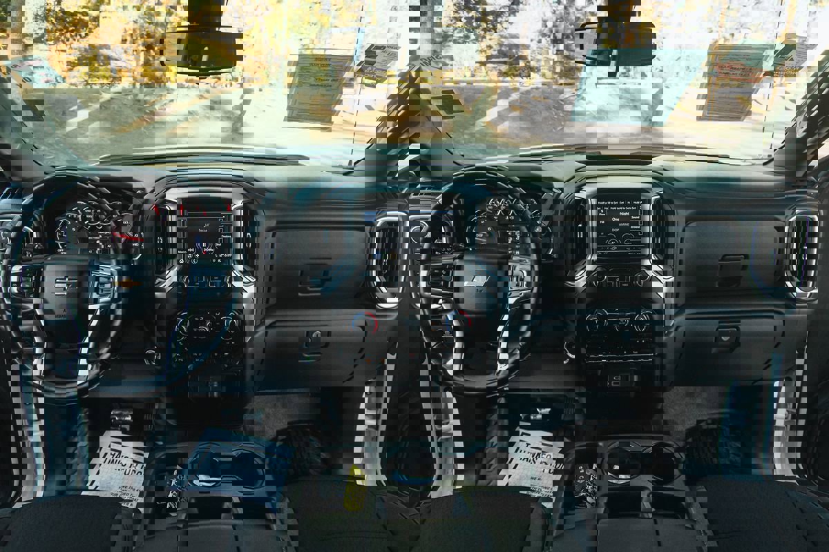 Used 2019 Chevrolet Silverado 1500 LT w/ Convenience Package image 14