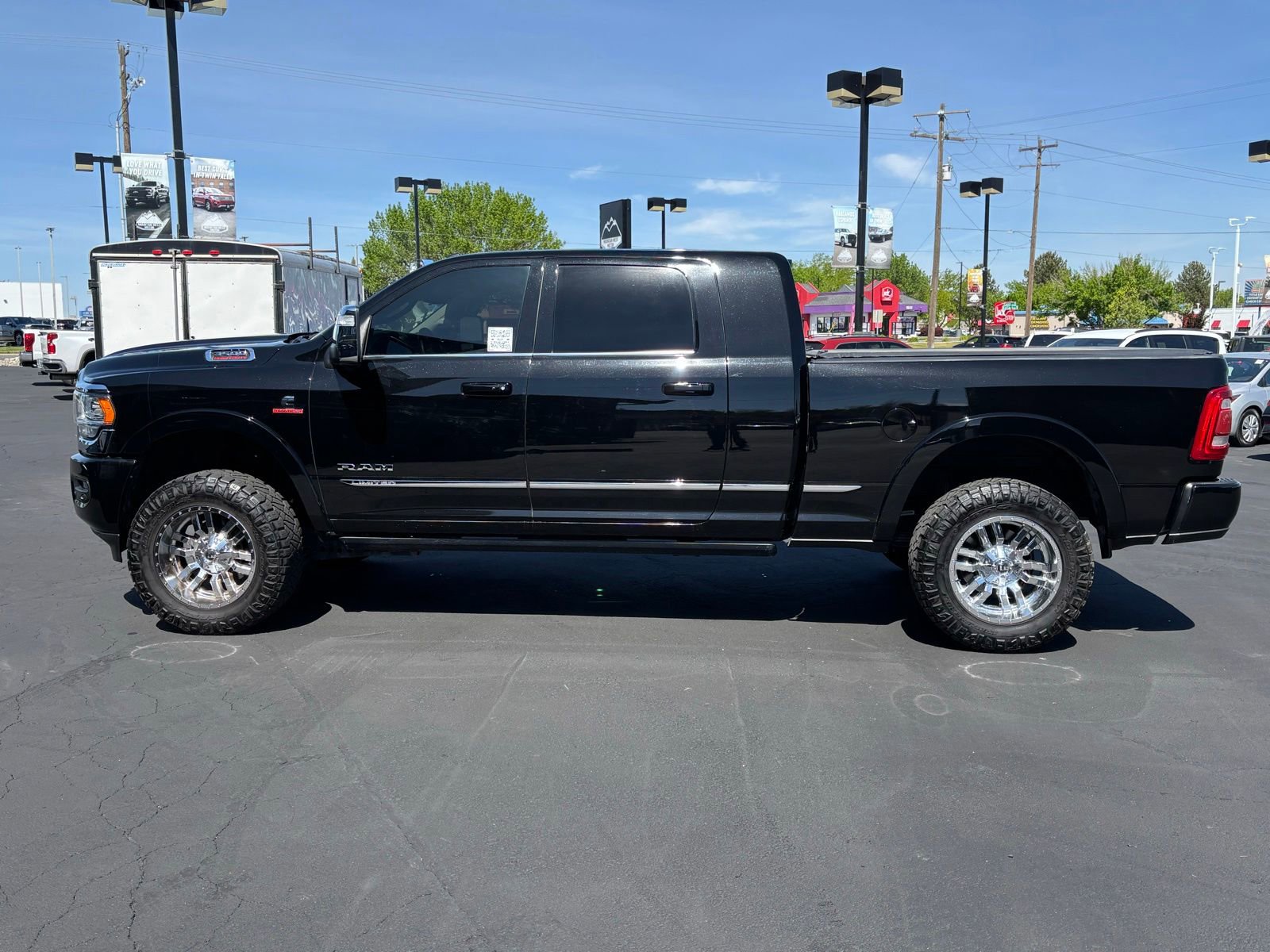 Used 2023 RAM 3500 Limited AWD/4WD image 8