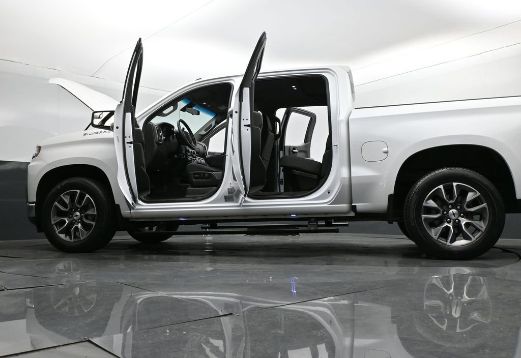 Used 2022 Chevrolet Silverado 1500 LT RWD image 33
