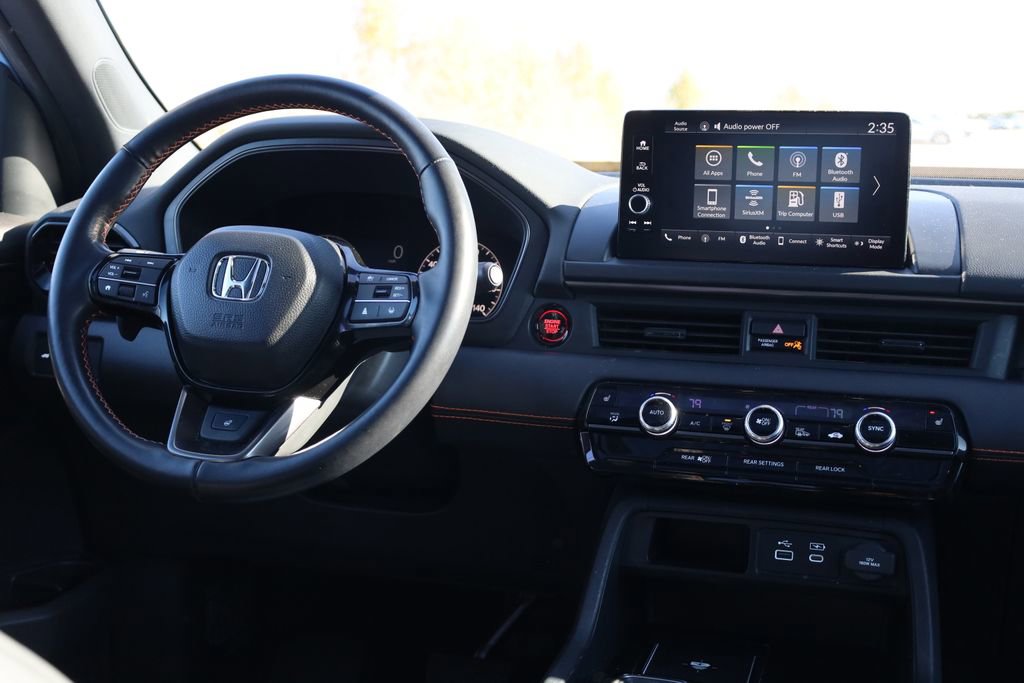 Used 2024 Honda Pilot TrailSport image 30