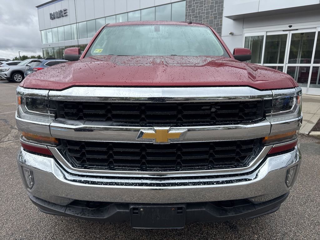 Used 2018 Chevrolet Silverado 1500 LT w/ All Star Edition AWD/4WD image 6