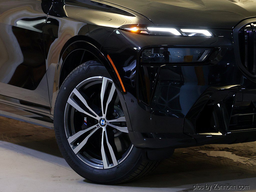 New 2027 BMW X7 M60i AWD/4WD image 3