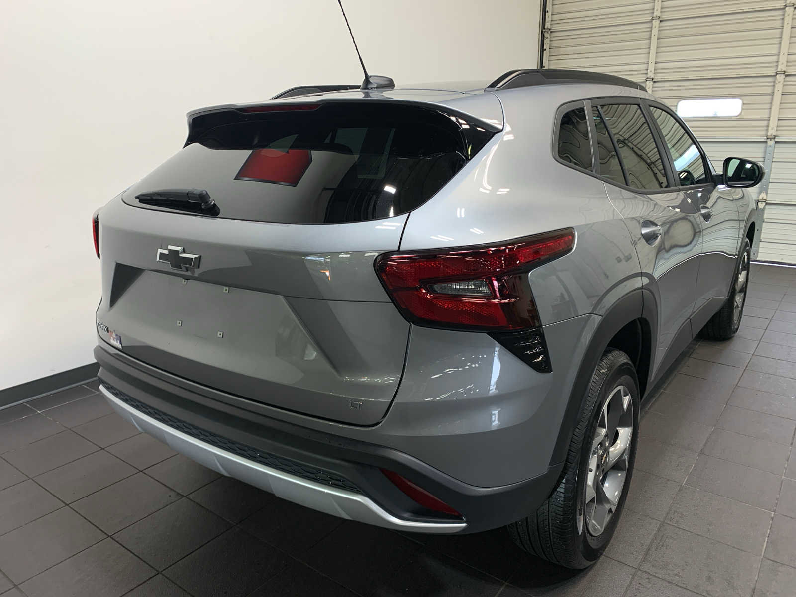 Used 2024 Chevrolet Trax LT w/ Driver Confidence Package image 3