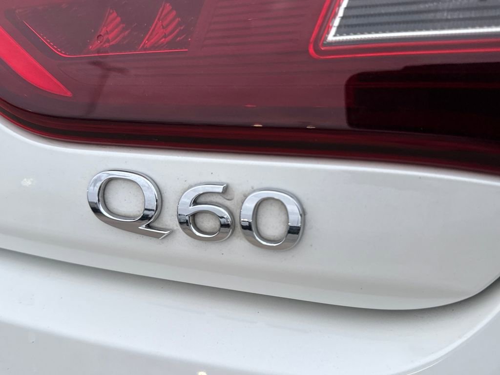 Used 2022 INFINITI Q60 3.0t Luxe w/ Essential Package image 12