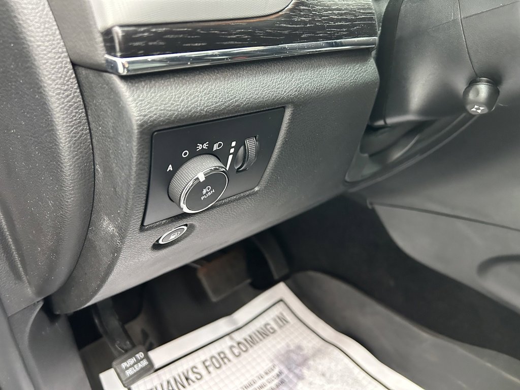 Used 2021 Jeep Grand Cherokee Summit image 8