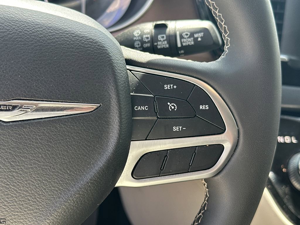 Used 2024 Chrysler Voyager LX image 23