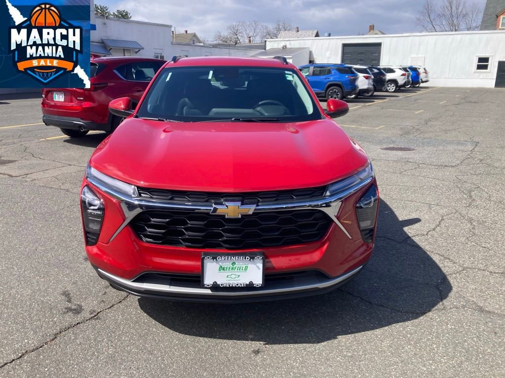 New 2026 Chevrolet Trax LT image 2