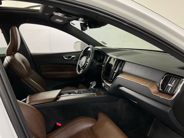 Used 2021 Volvo XC60 T5 Inscription w/ Advanced Package AWD/4WD image 32