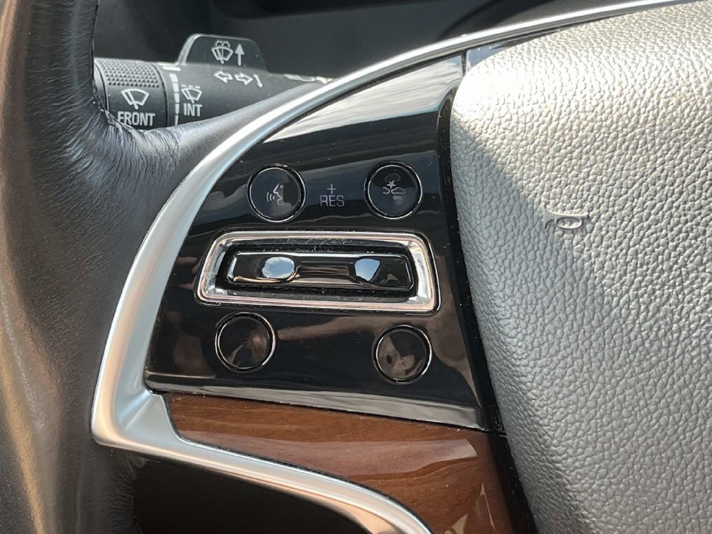 Used 2018 Cadillac Escalade ESV Premium Luxury AWD/4WD image 44