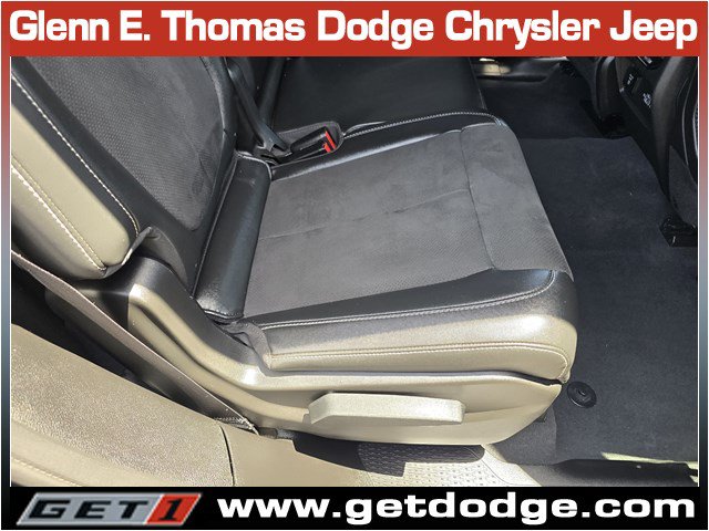 Certified 2024 Jeep Grand Cherokee L Laredo AWD/4WD image 30