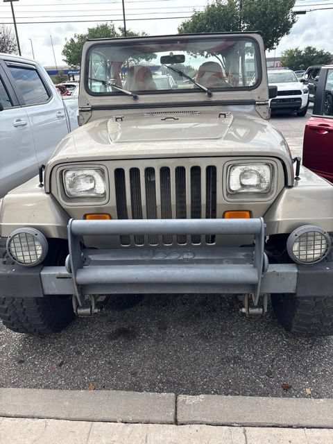 Used 1989 Jeep Wrangler Sahara AWD/4WD image 4