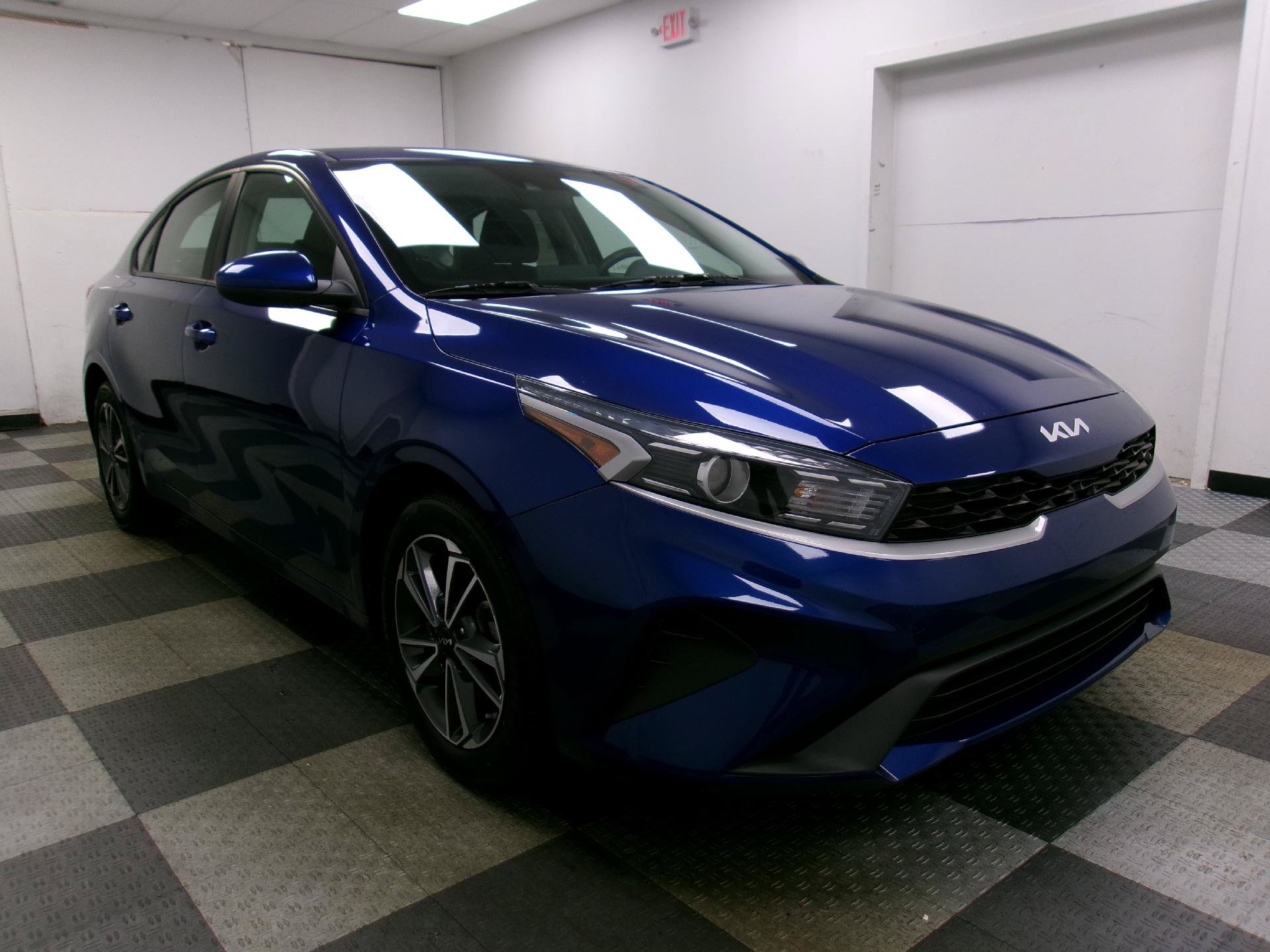 Used 2022 Kia Forte LXS FWD image 14