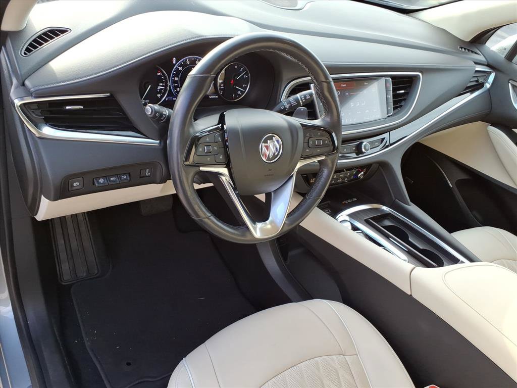 Used 2024 Buick Enclave Avenir w/ Avenir Technology Package AWD/4WD image 19