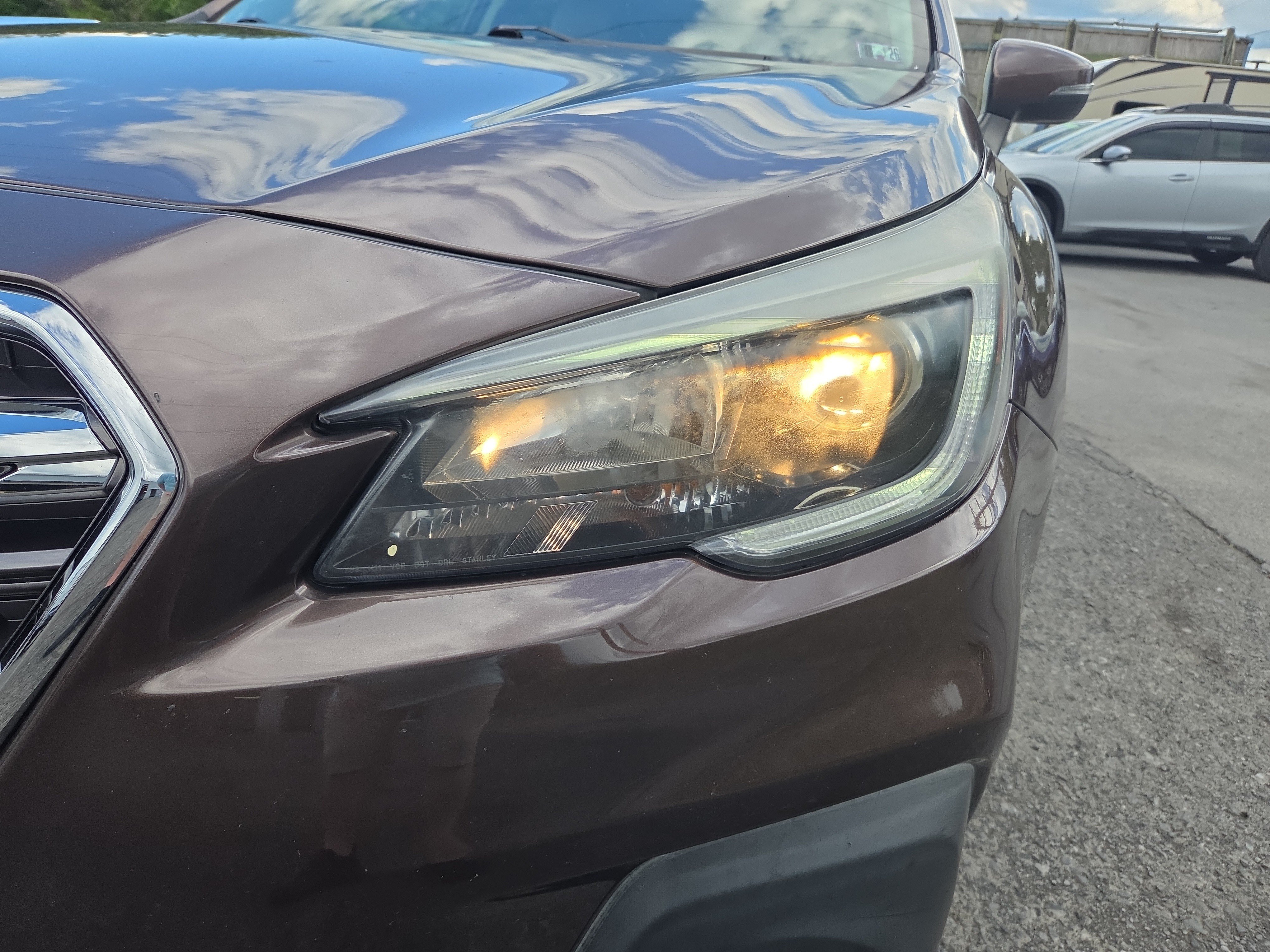 Used 2019 Subaru Outback 2.5i Premium w/ Popular Package #2 AWD/4WD image 10