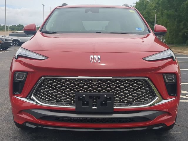 Used 2026 Buick Encore GX Avenir w/ Avenir Technology Package FWD image 8