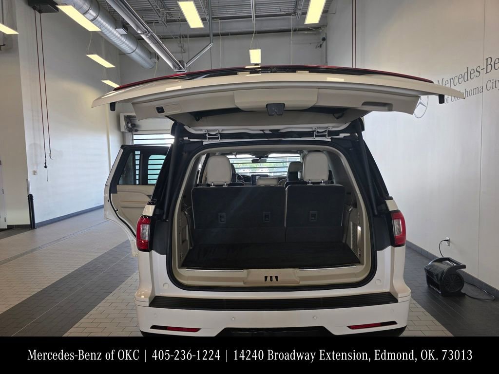 Used 2019 Lincoln Navigator Reserve w/ Cargo Package AWD/4WD image 7