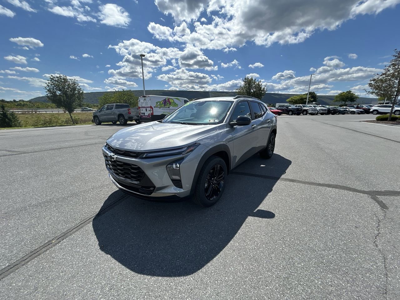New 2025 Chevrolet Trax ACTIV w/ Driver Confidence Package FWD image 3