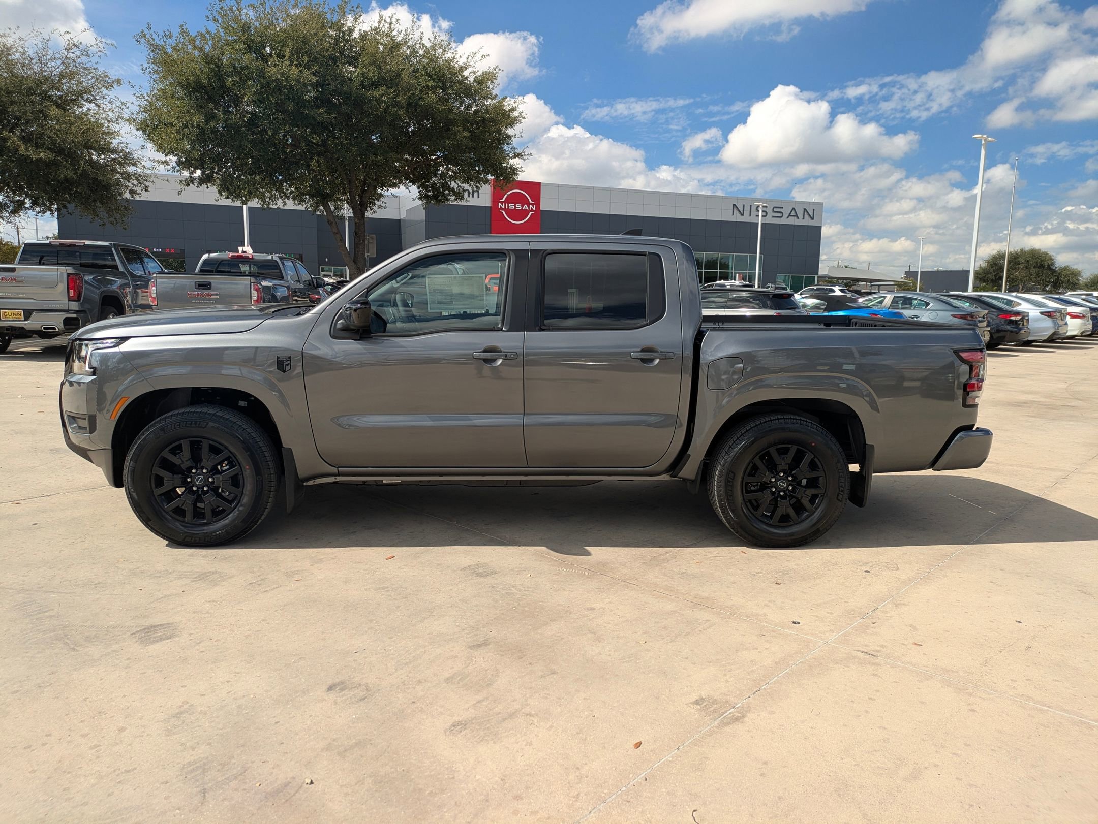 New 2026 Nissan Frontier SV image 6