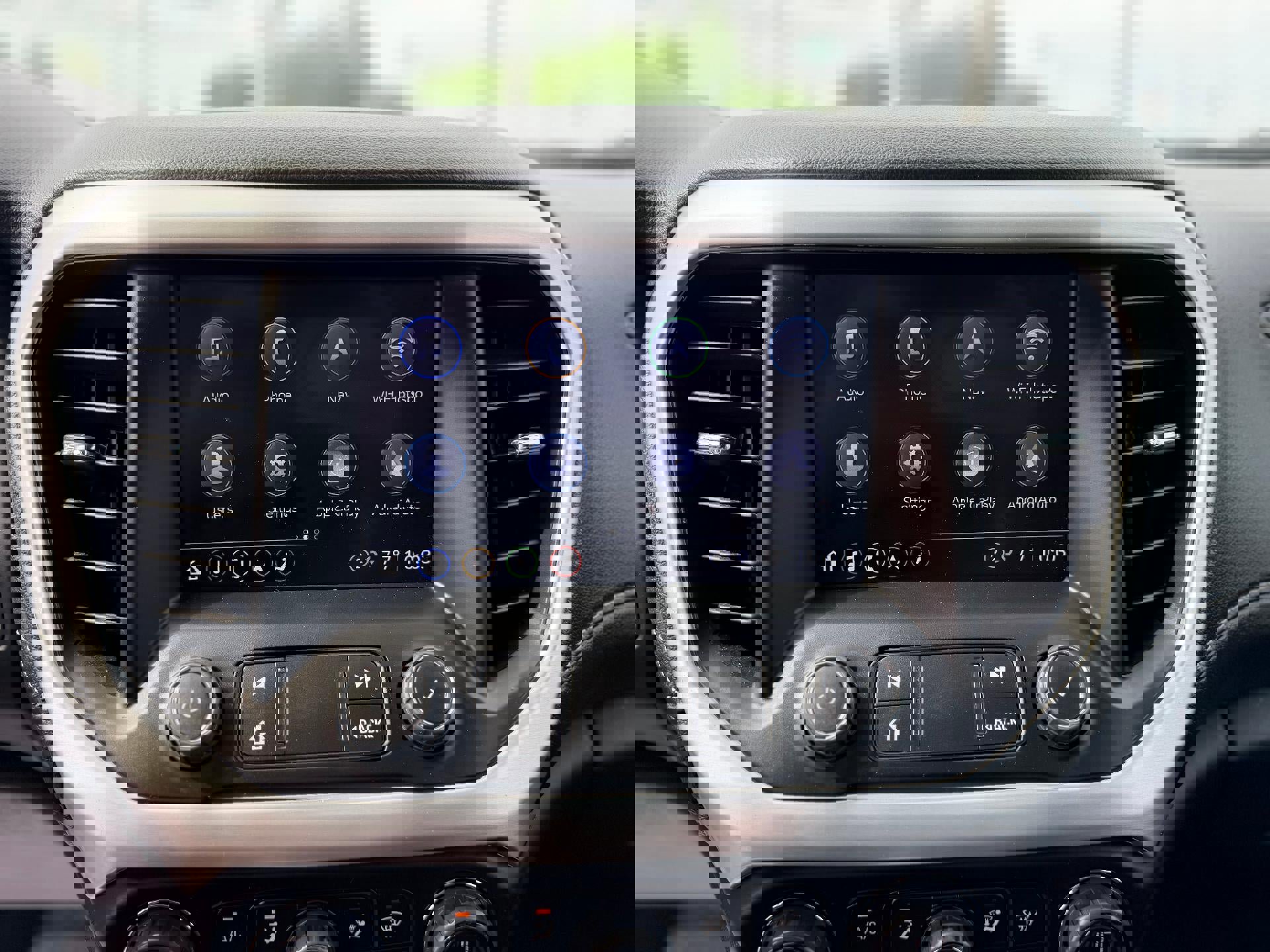 Used 2023 GMC Acadia SLT w/ Elevation Edition image 16