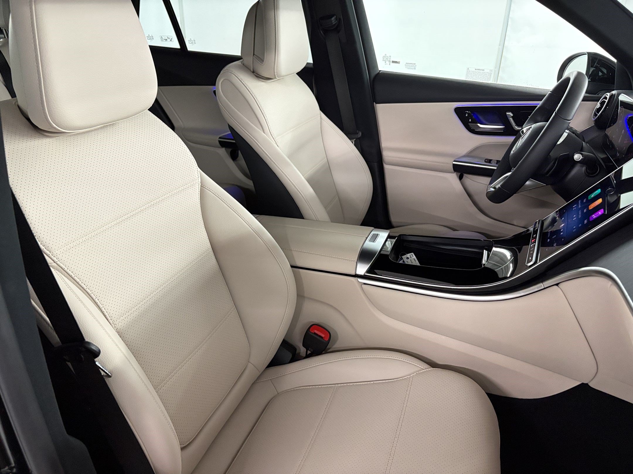 Certified 2026 Mercedes-Benz GLC 300 image 34