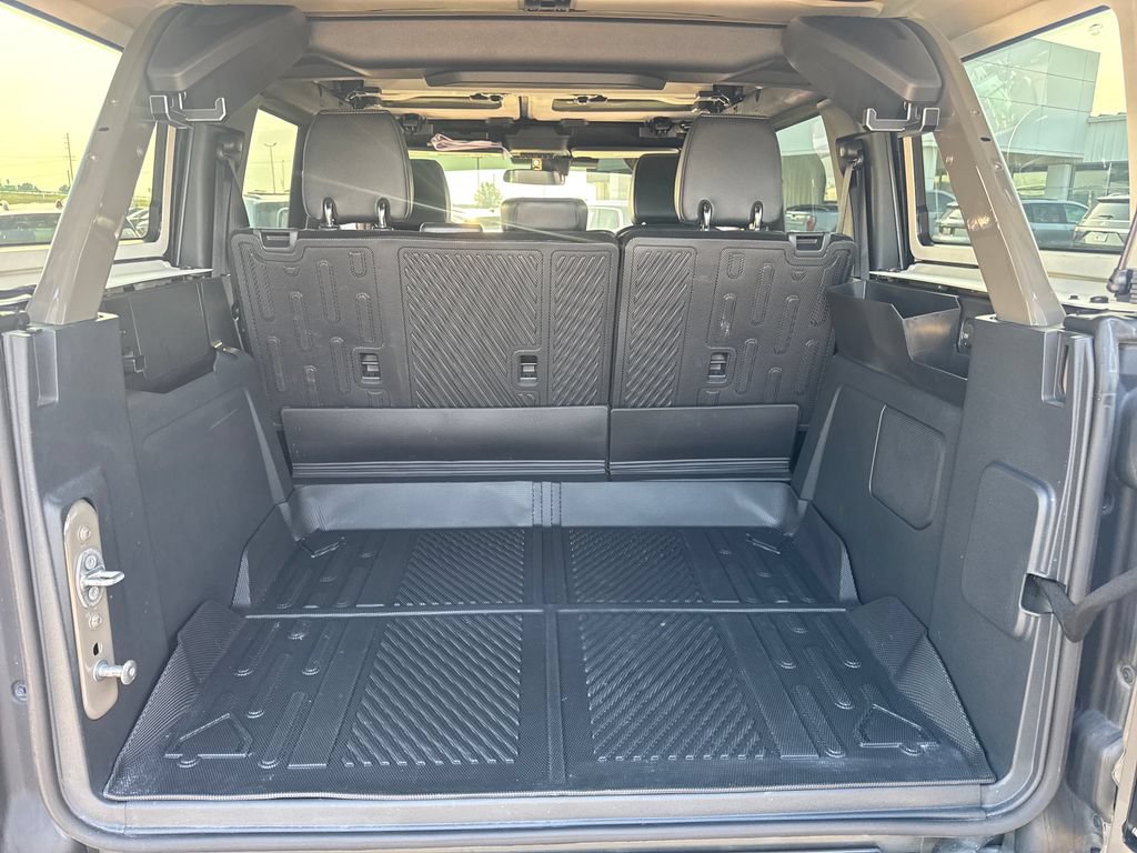 Used 2025 Ford Bronco Badlands AWD/4WD image 14
