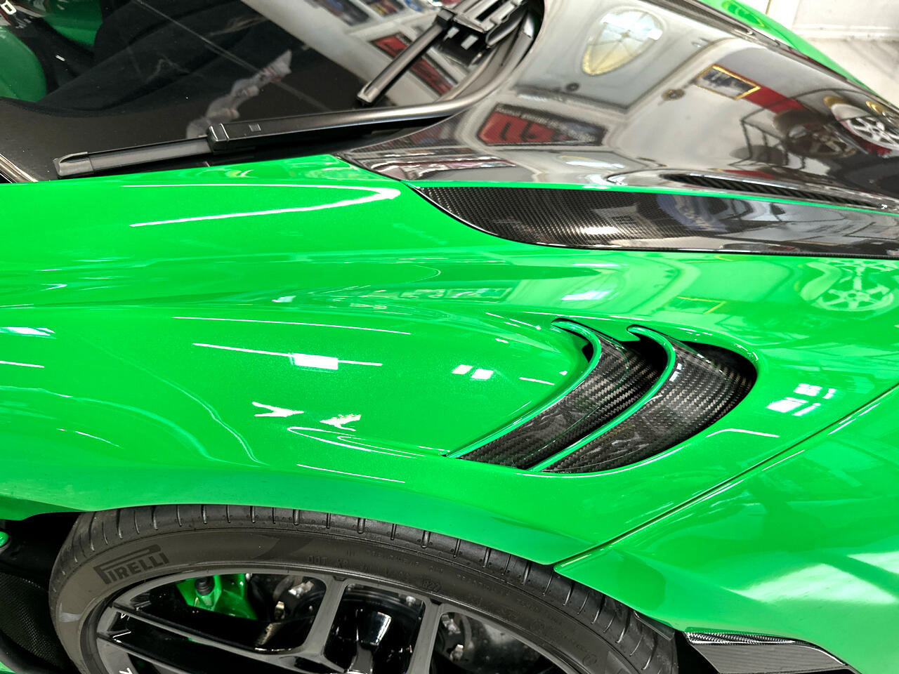 Used 2022 McLaren 765LT image 18