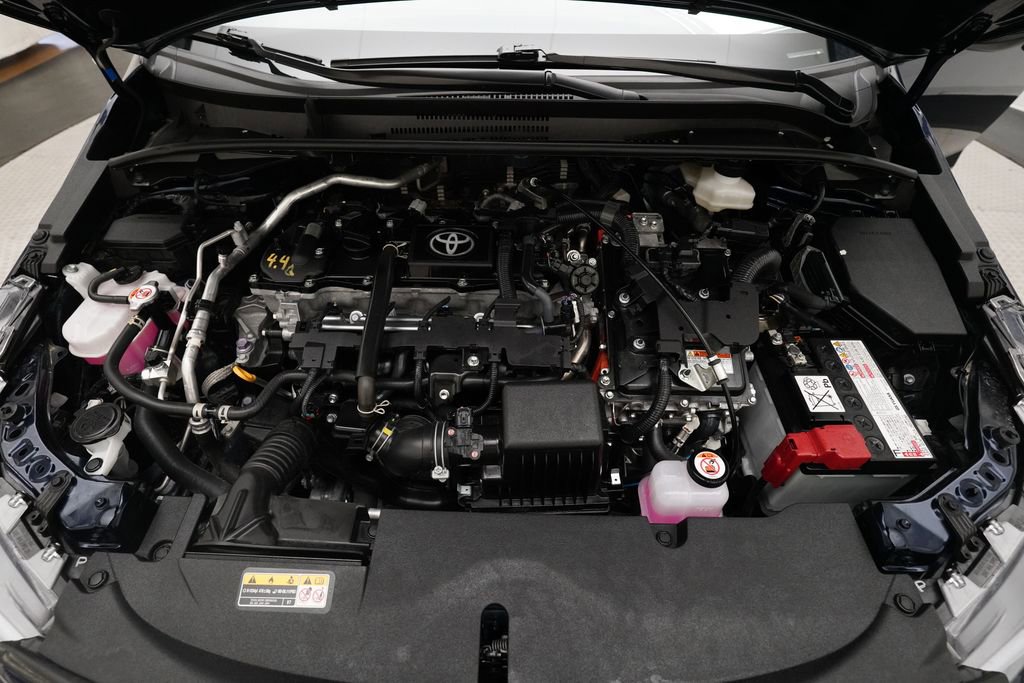 Used 2025 Toyota Corolla LE FWD image 3