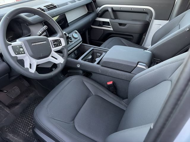 Used 2024 Land Rover Defender 90 S AWD/4WD image 5