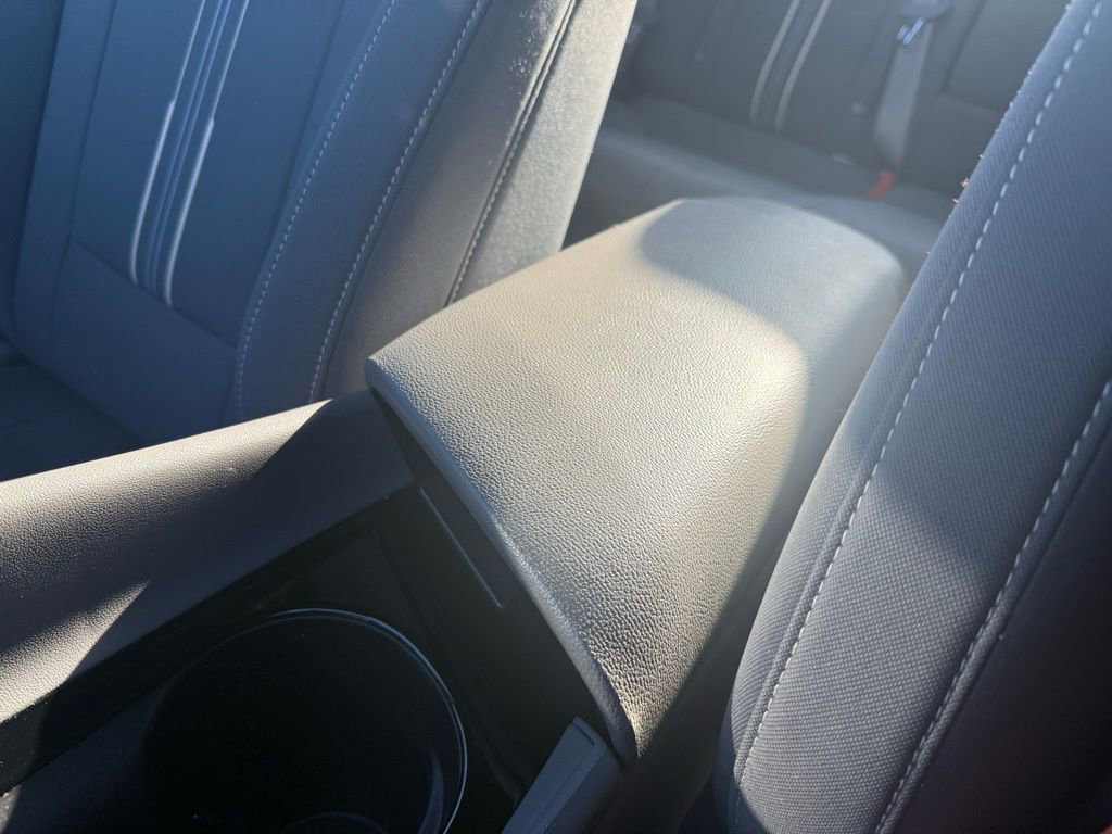 Used 2025 Hyundai Elantra SEL FWD image 46