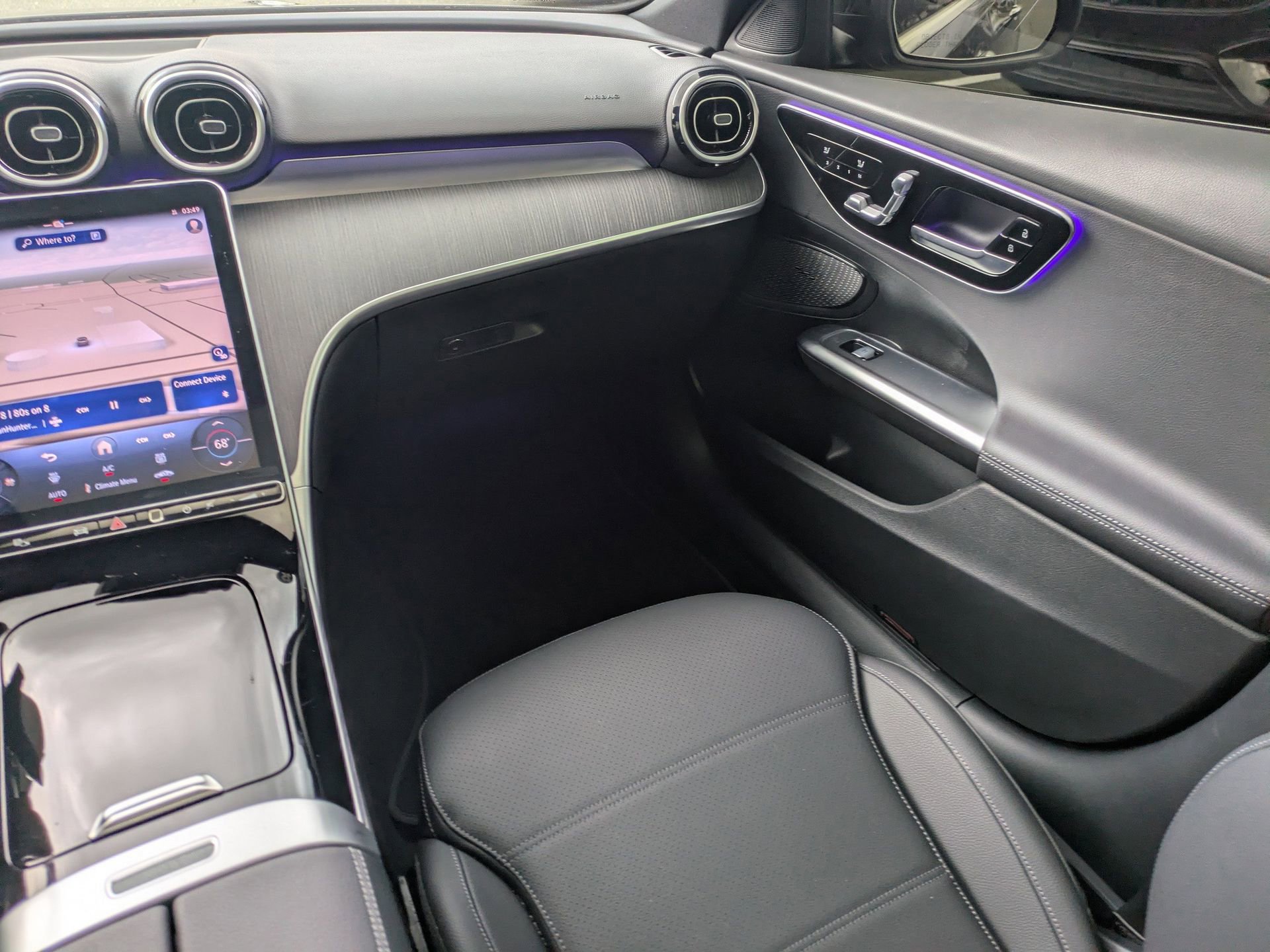 Used 2025 Mercedes-Benz C 300 Sedan image 19