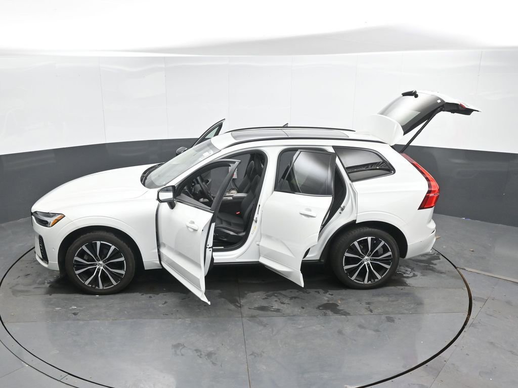 Used 2024 Volvo XC60 B5 Plus w/ Protection Package Premier image 50